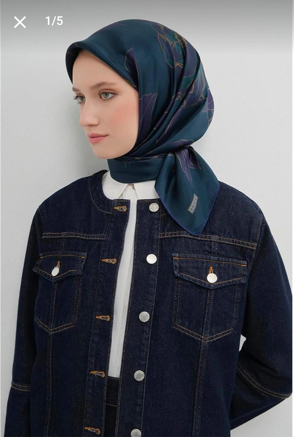 Armine Sura İpek (9506-82)