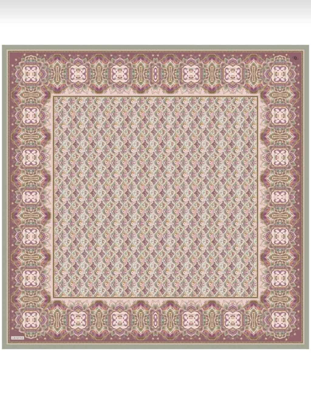Armine Sura İpek (9518-32)