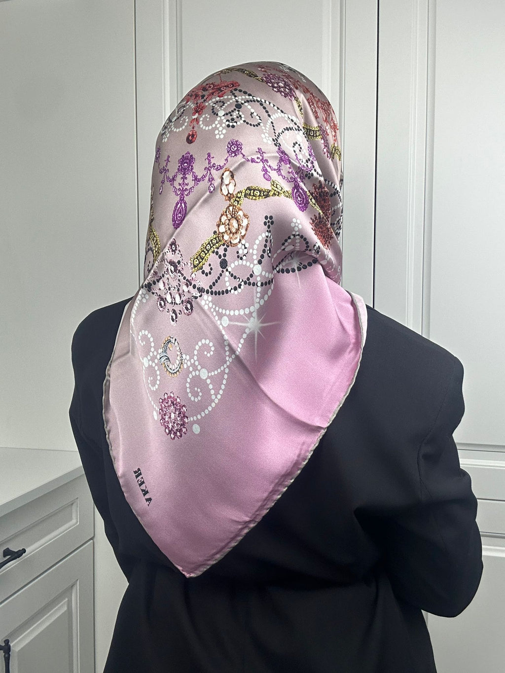 Aker Sura İpektir