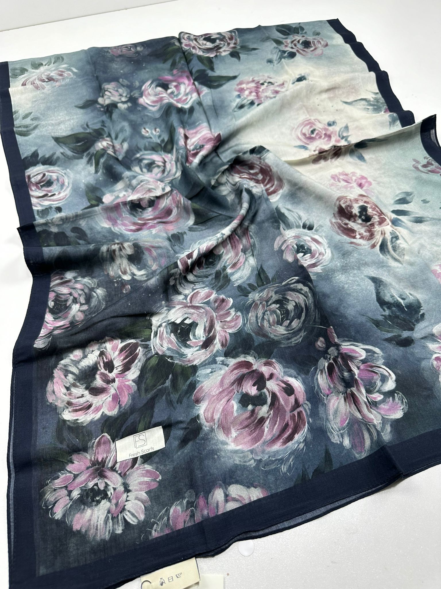 Fresh scarfs MADELEINE DESENLİ PAMUK VİSKON ŞAL Gece Mavisi